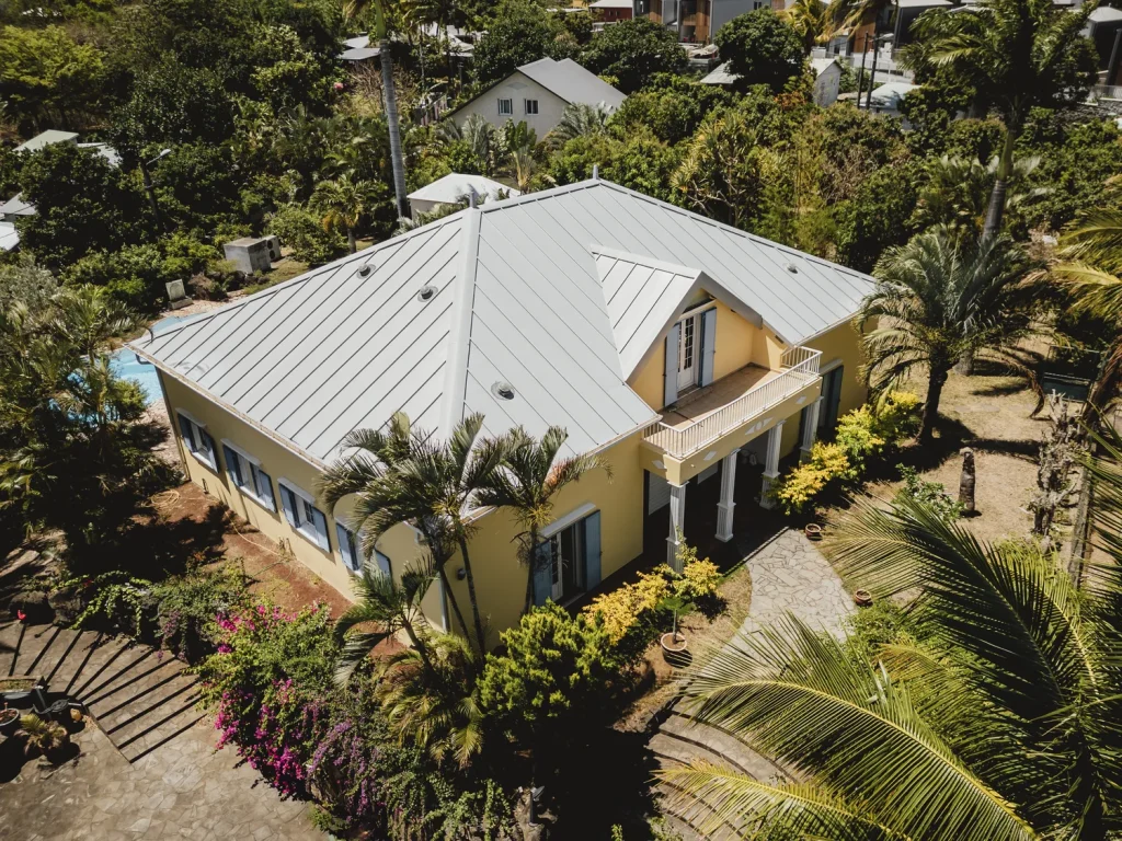 1-Reuny - immobilier tropical - A vendre - Propriété-Bois d_olive - la réunion.jpg